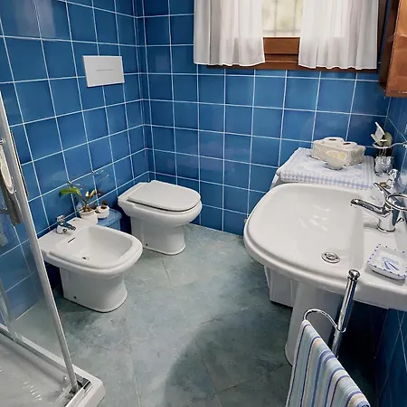 La Casa Di Giada Nyaraló San Teodoro